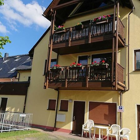 Ferienwohnung Korn Mit Tiefgarage Und Skiraum Oberwiesenthal Exterior photo